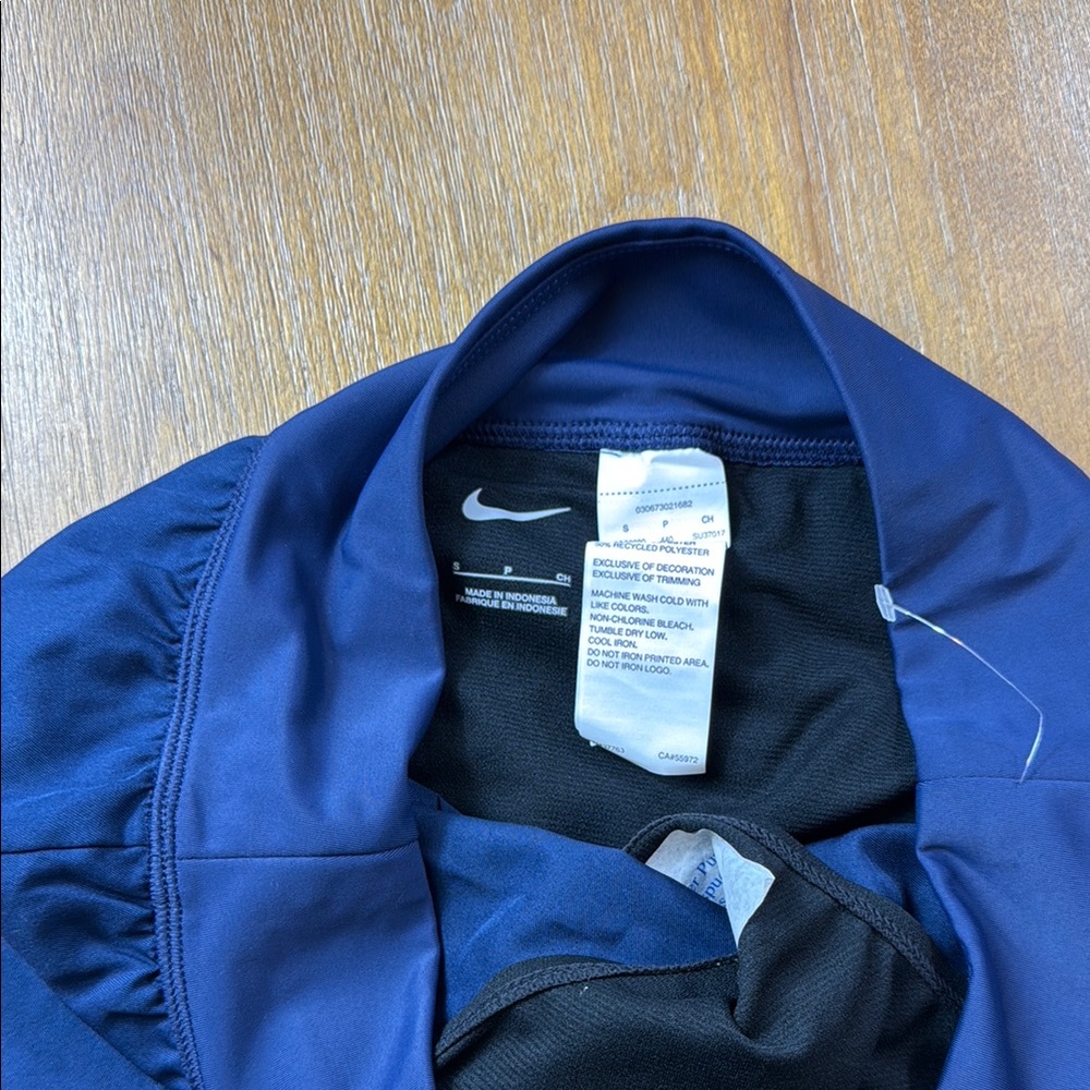 Nike Blue Athletic Shorts with Moisture-Wicking Fabric - Picture 3 of 4